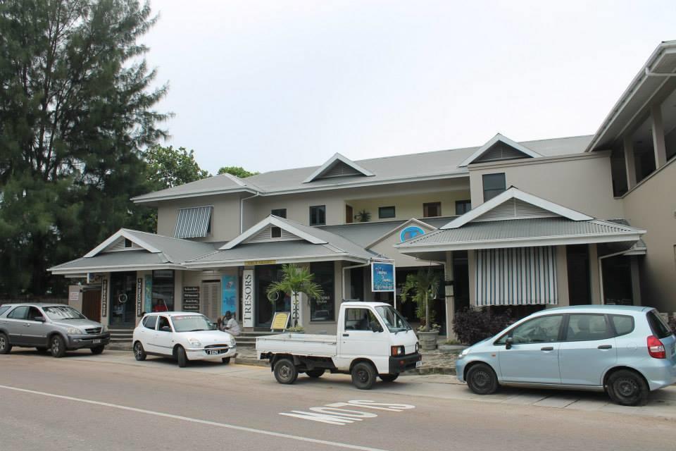 Central Self Catering Apartments Felicite Island Ngoại thất bức ảnh