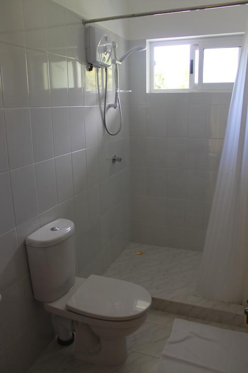 Central Self Catering Apartments Felicite Island Phòng bức ảnh